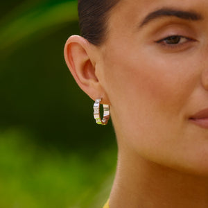 Store Reflect Hoops