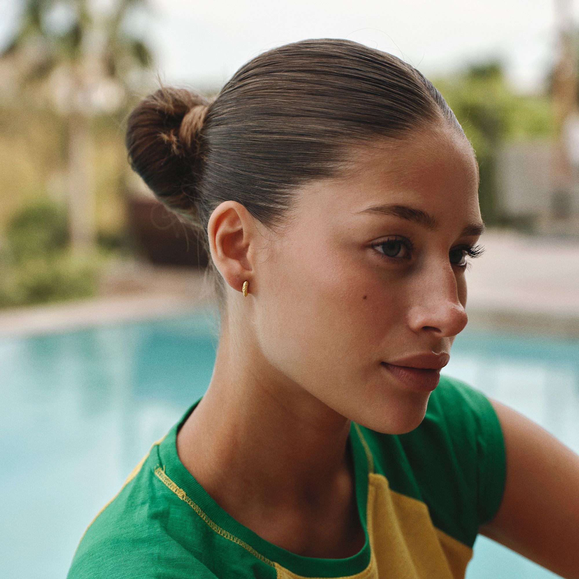 Hugged Essentia Ørestikker