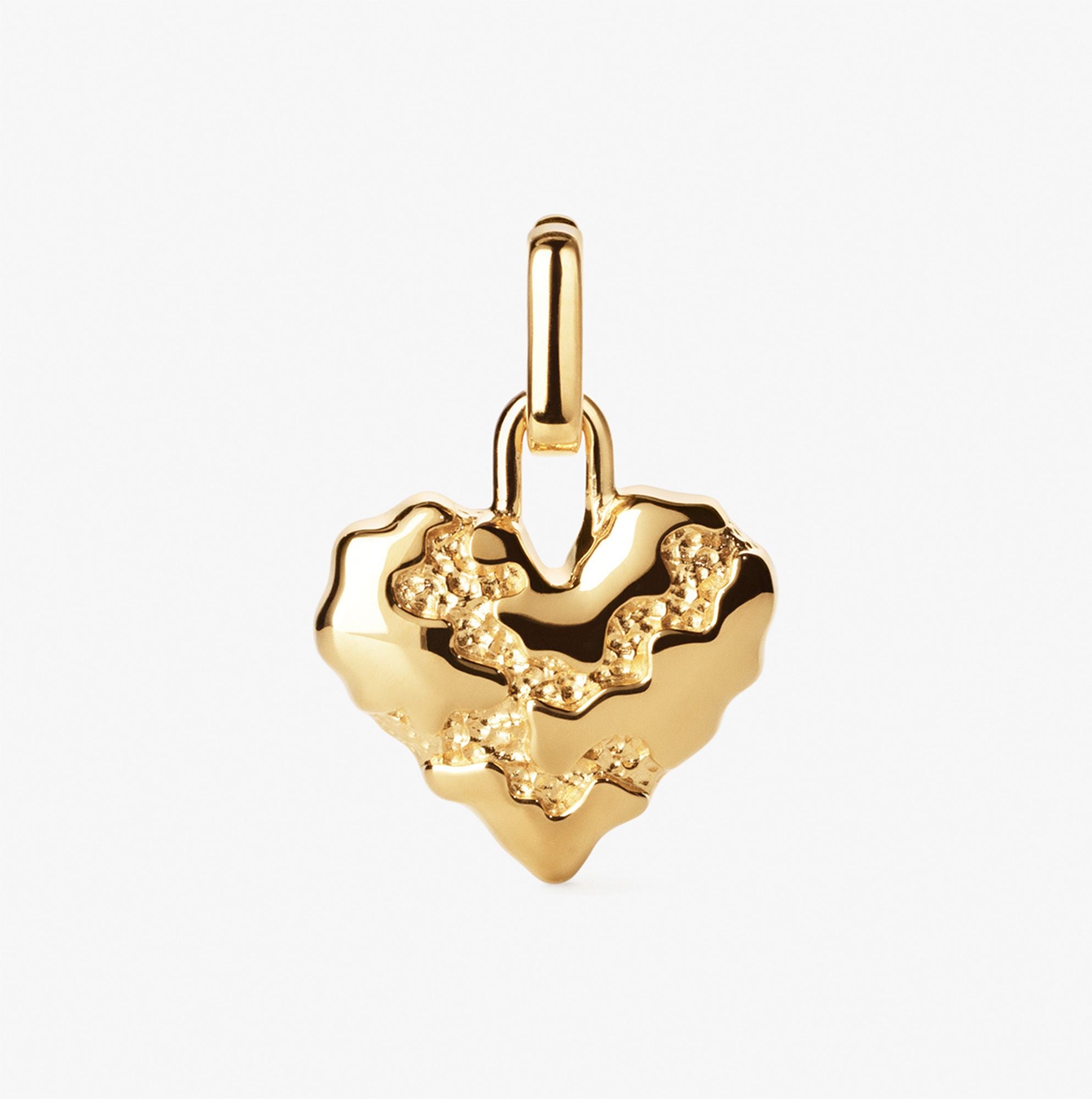 Store Heart Contrast Charm
