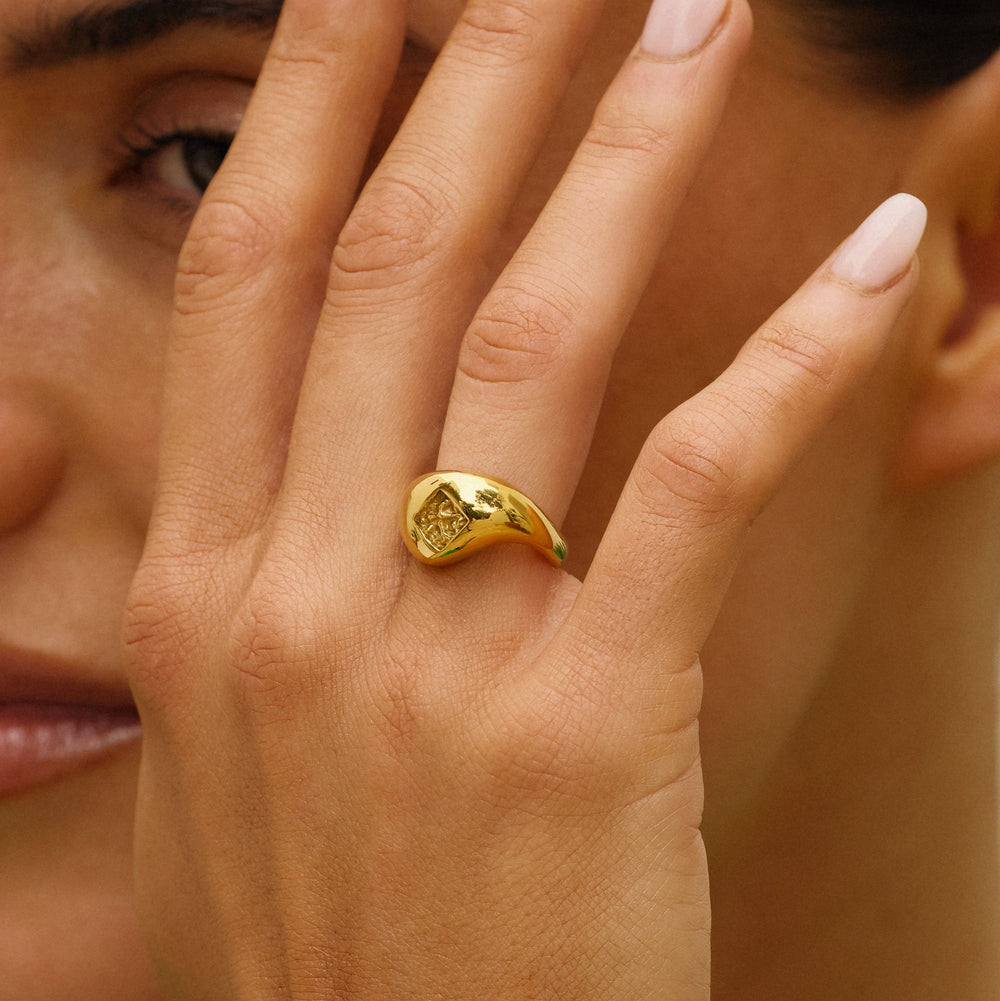 Yang Reflect Ring