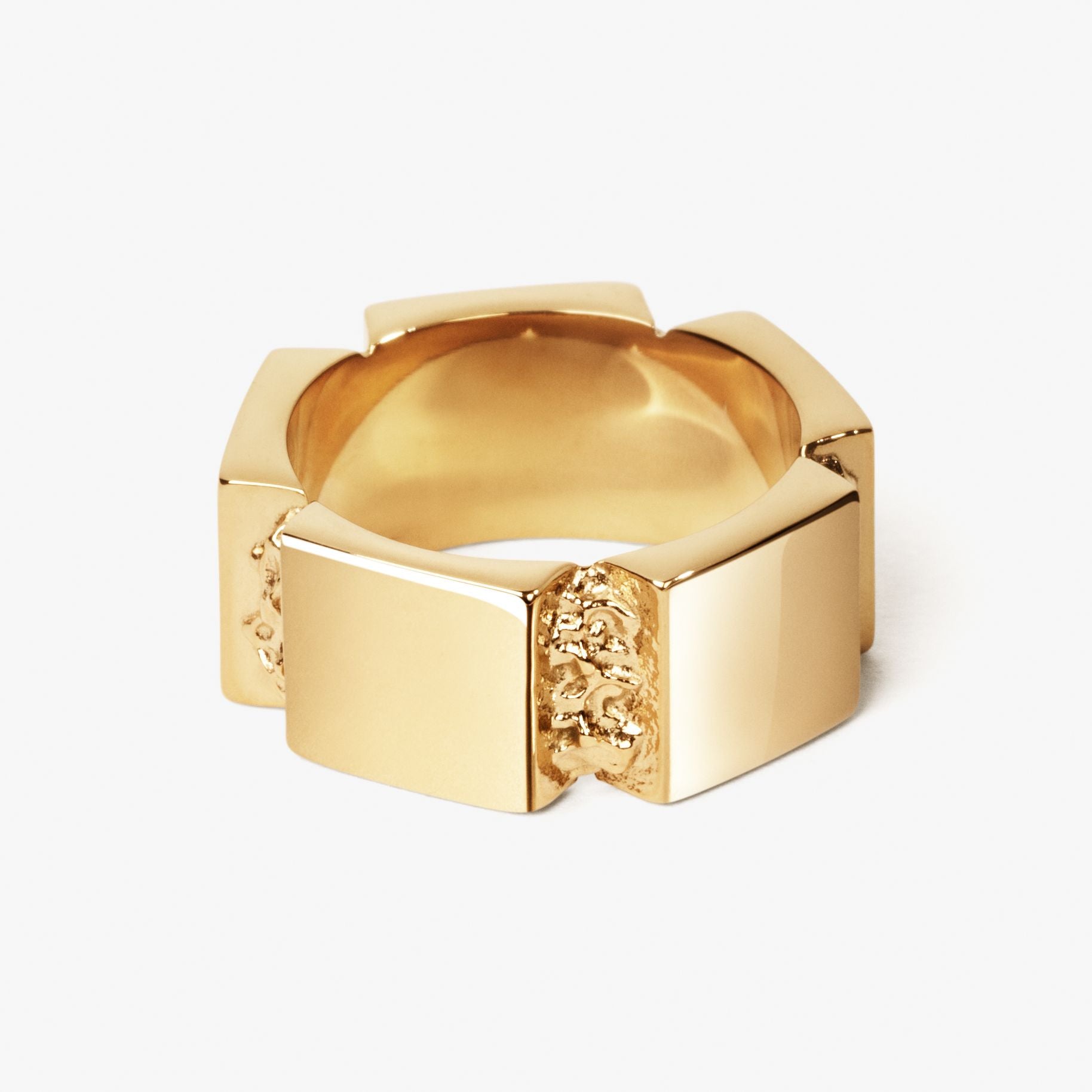 Store Reflect Ring